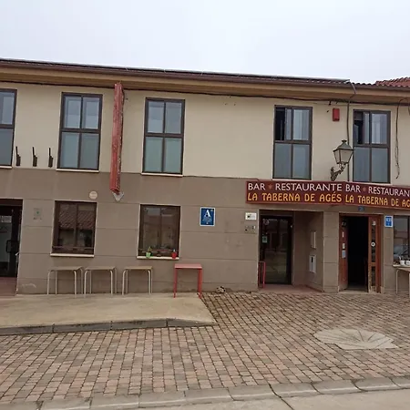 Hostel Taberna Municipal De