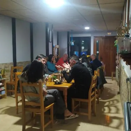Hostel Taberna Municipal De Ages